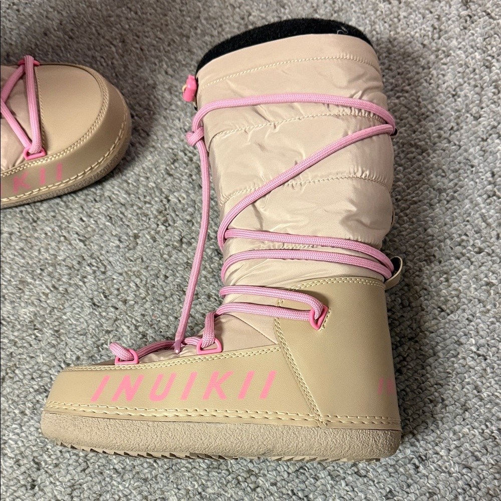Inuikii Women's Tan and Pink Winter Boots